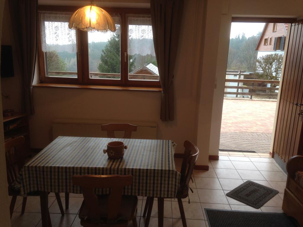 Gites Les Pins Et Les Bruyeres Wangenbourg-Engenthal Exterior photo